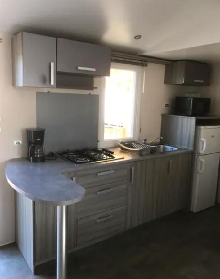 Mobile Home Tout Confort Climatise 4 A 6 Personnes Camping Les Salins De La Gardiole Ancien Camping De L'Europe A Vic La Gardiole Kültér fotó